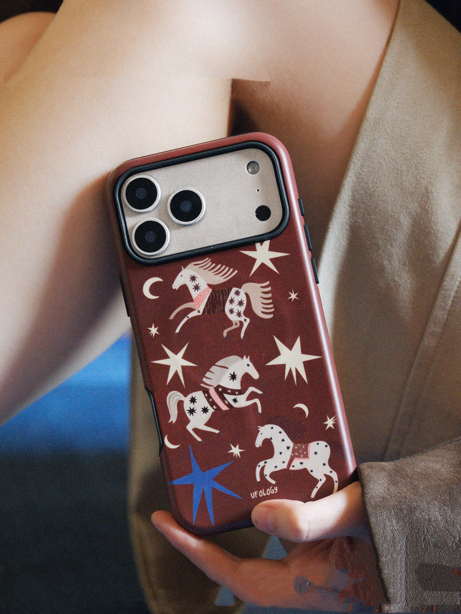 Starry Pegasus iPhone Case with Heart Ring Holder – Red Acrylic Protective Cover - Image 5
