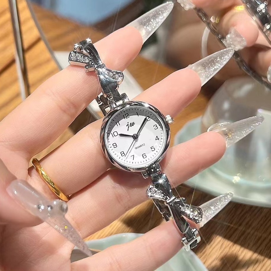 Women’s Butterfly Bracelet Watch – Slim Jewelry-Inspired Casual Wristwatch