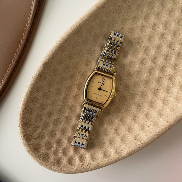 Women’s Retro Barrel-Shaped Watch with Two-Tone Metal Bracelet