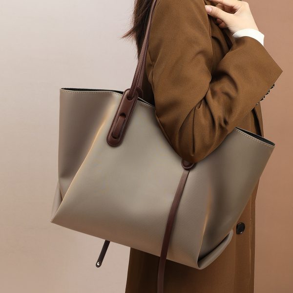 Women’s Large-Capacity Canvas Tote Bag with Contrast Handles