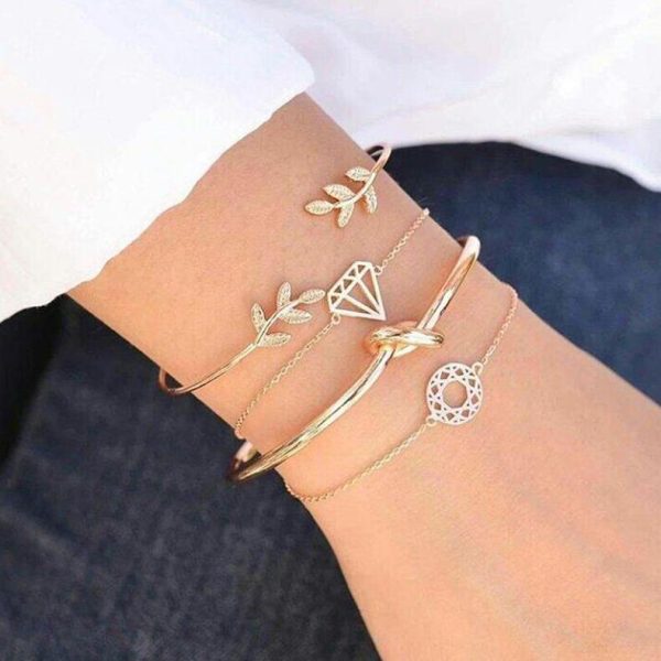 Gold Leaf and Knot Bracelet Set