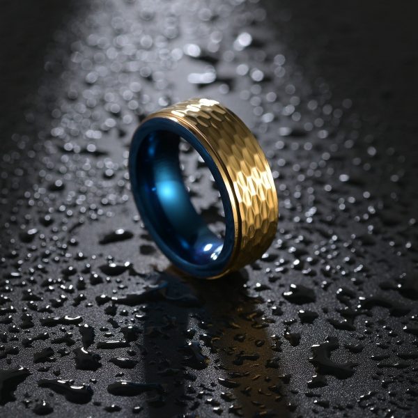 Hammer-Pattern Tungsten Steel Ring