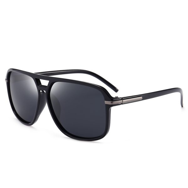 Men’s Oval Polarized Sunglasses with UV400 Class 3 Lenses