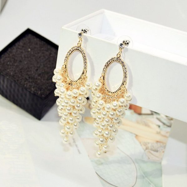 Korean-Style Oval Pearl Ear Studs