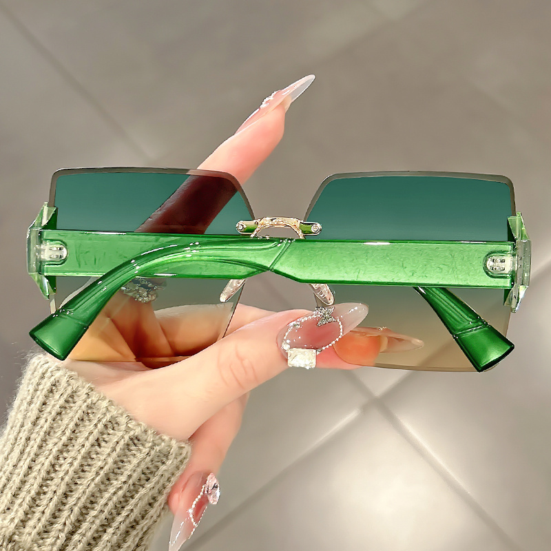 Two-Pack Chain-Link Sunglasses - Image 3