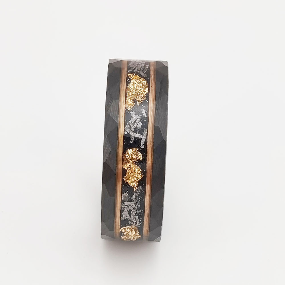 Black 8 mm Flat Hammer-Pattern Tungsten Ring - Image 2