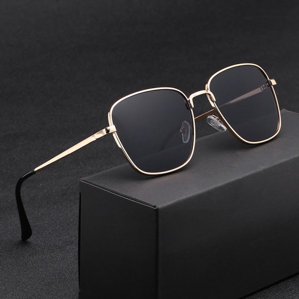 Unisex Temperament Square Sunglasses with UV400 Resin Lenses