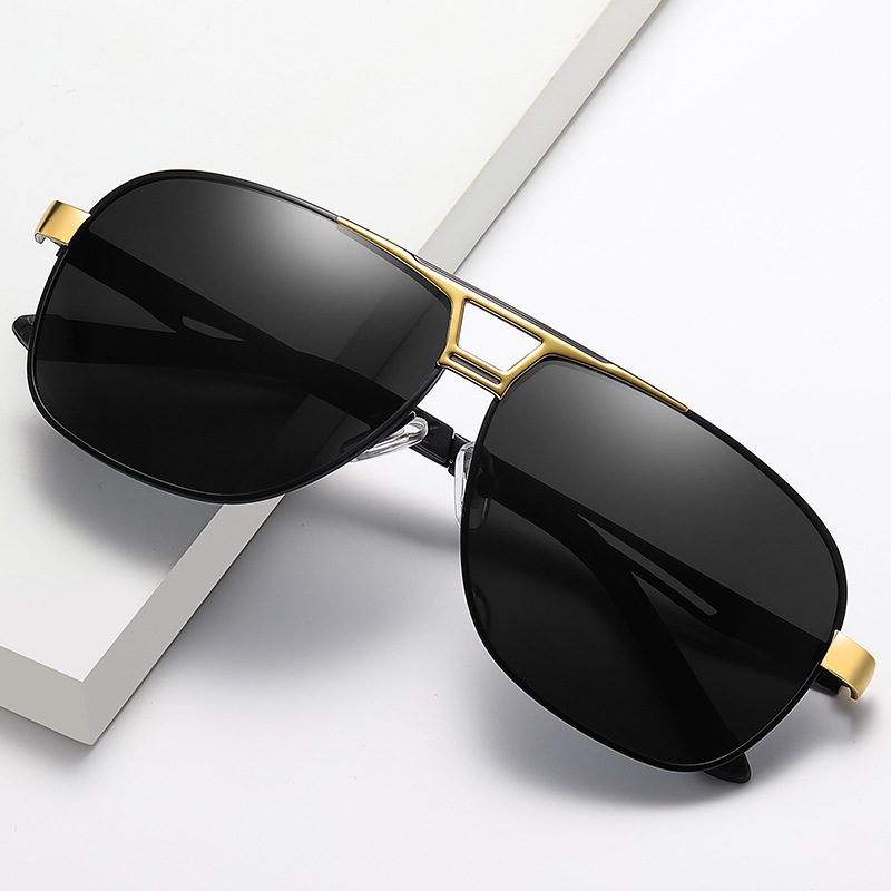 Men’s Polarized Alloy Sunglasses with Color-Changing and Day-and-Night Lens Options - Image 4