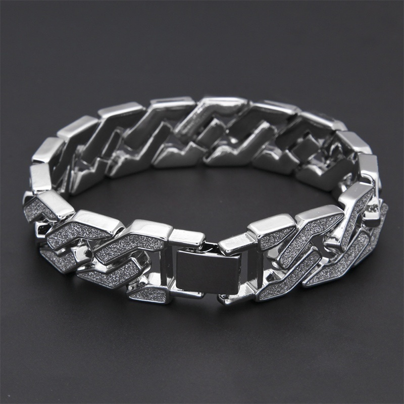 Men’s Rhinestone Cuban Star Bracelet - Image 4
