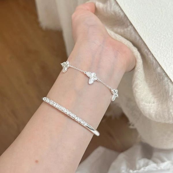 999 Sterling Silver Flower Charm Bracelet