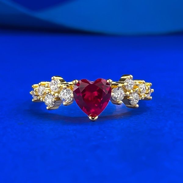 S925-Style Red Heart Ring for Women