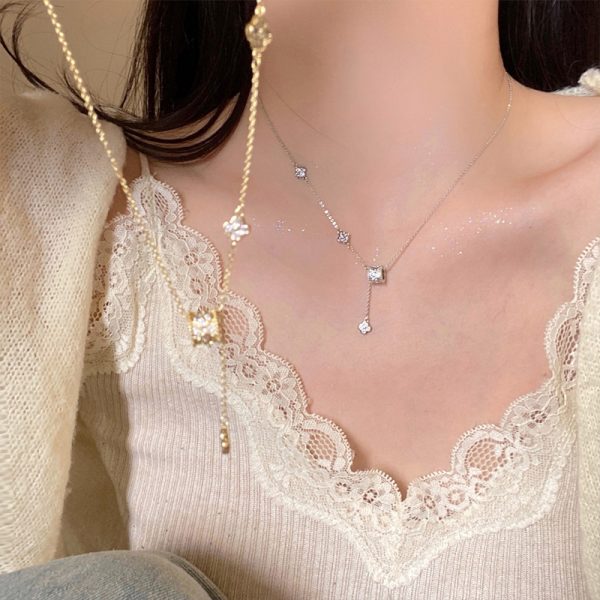 Four-Leaf Flower Tassel Necklace