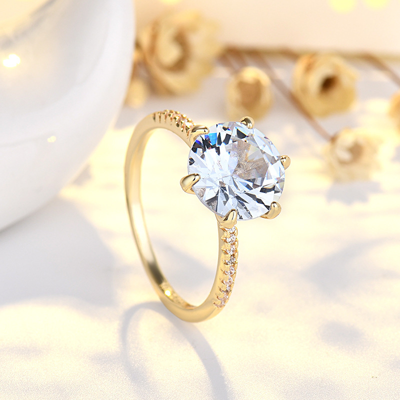 Fashionable Six-Prong Zircon Ring for Women - Image 4