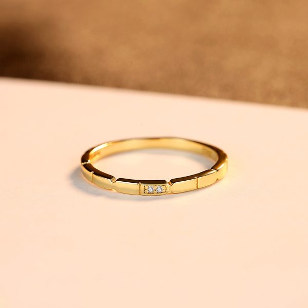 Korean-Style 925 Silver Round Zircon Ring