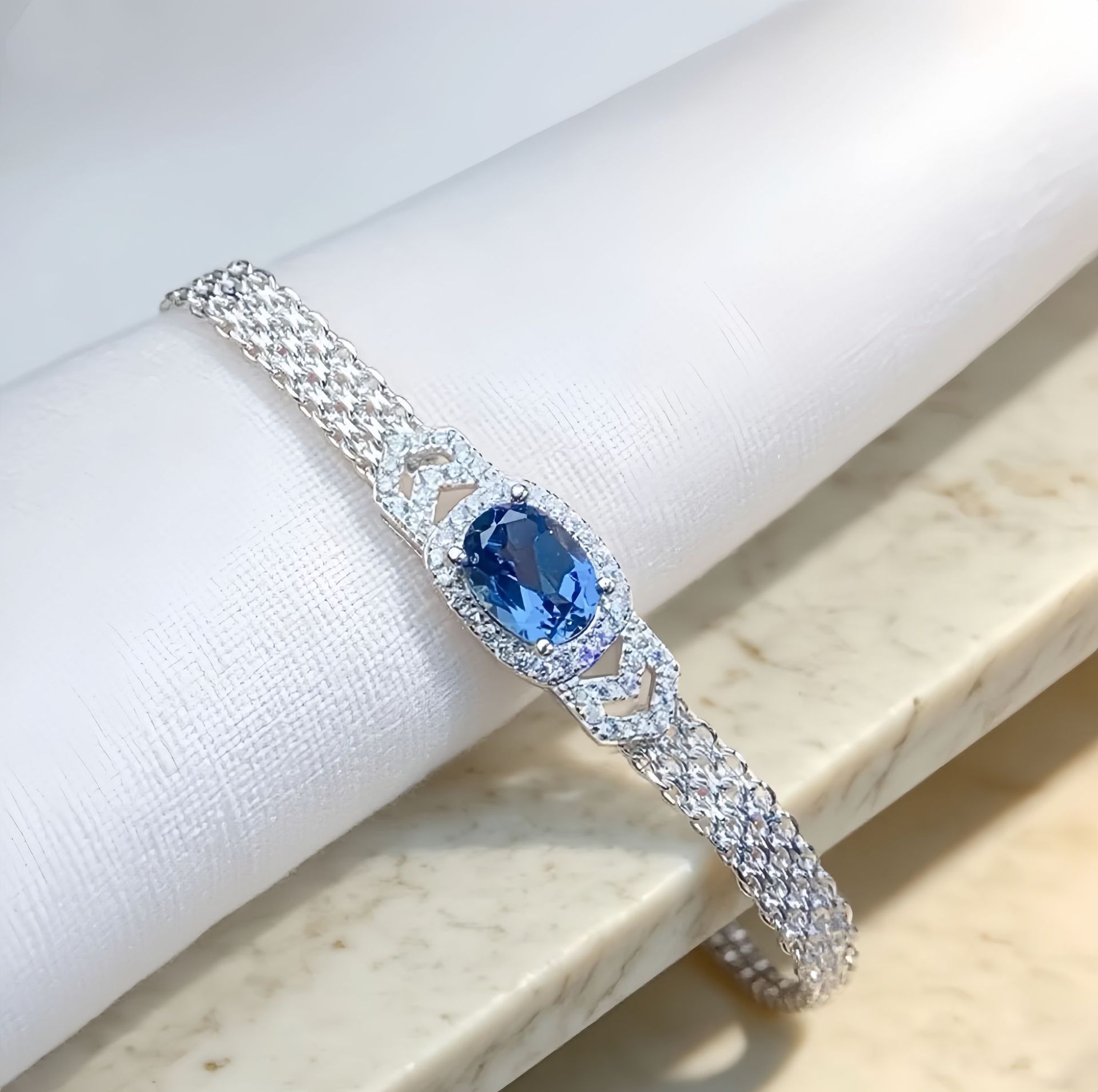 Women’s Natural Topaz Silver Bracelet