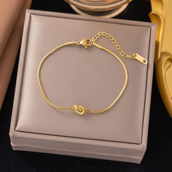 Women’s Titanium Steel Versatile Bracelet
