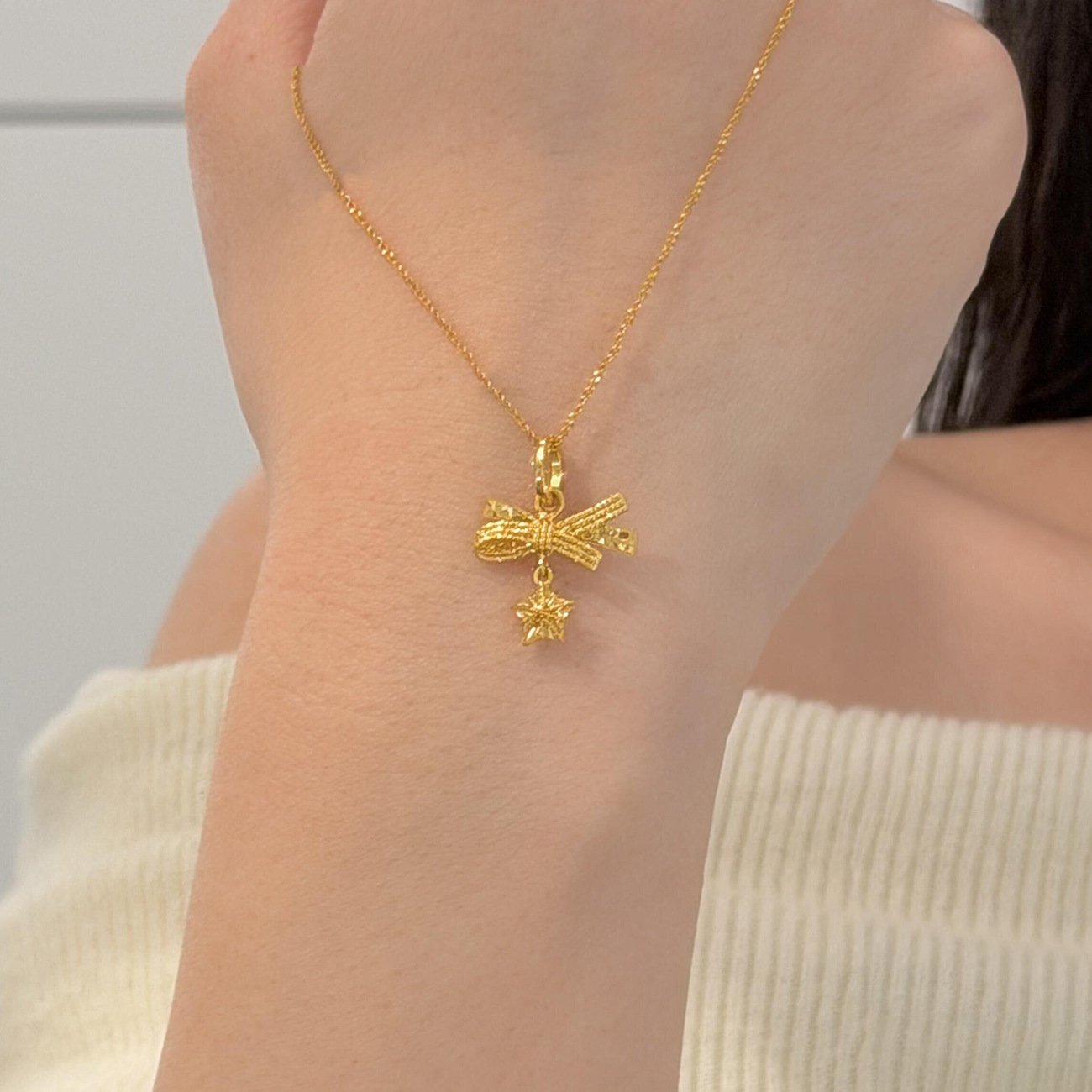 Heart Crystal Halo Necklace - Image 9