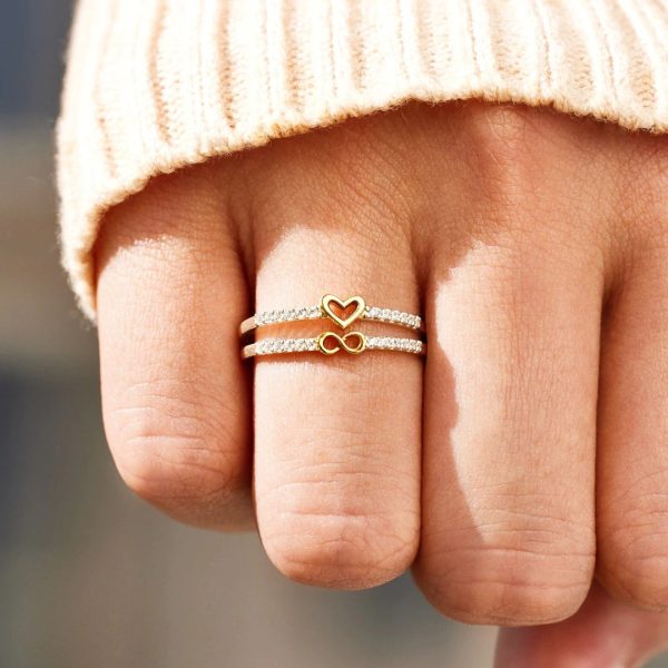 European and American Style Zircon-Inlaid Ring Set