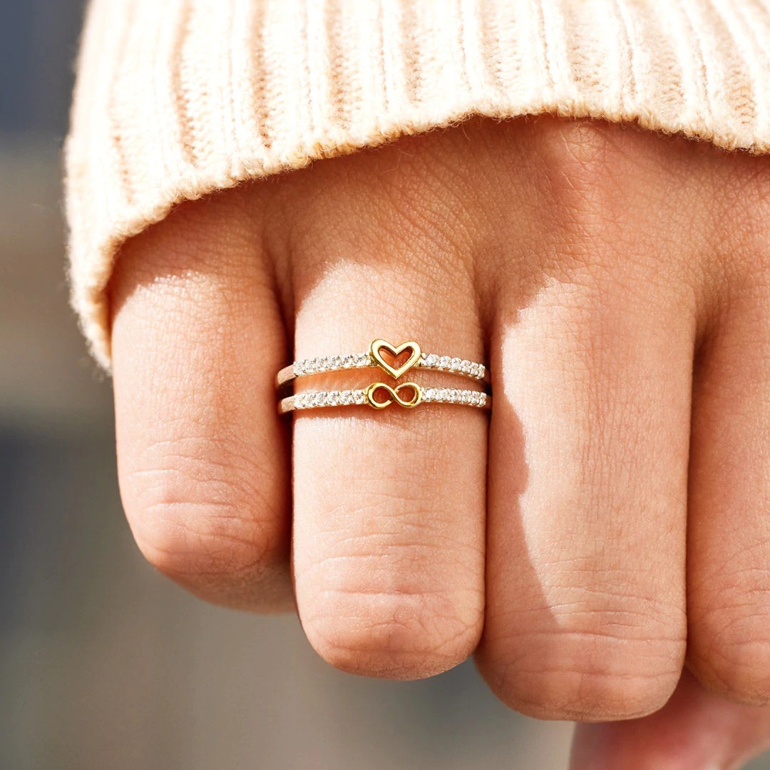 European and American Style Zircon-Inlaid Ring Set