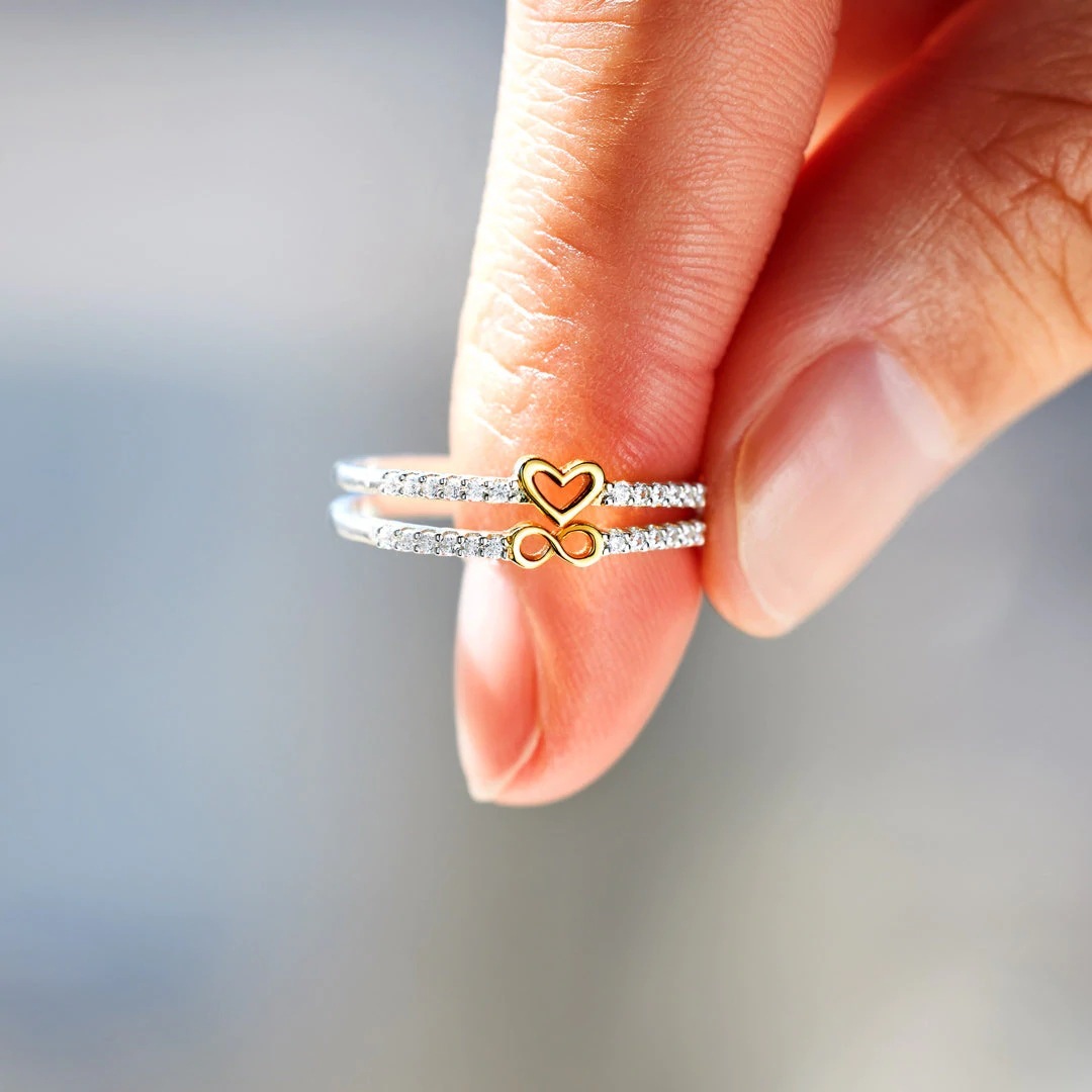 European and American Style Zircon-Inlaid Ring Set - Image 4