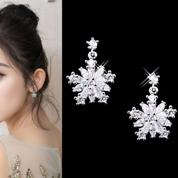 Women’s 925 Silver Snowflake Stud Earrings