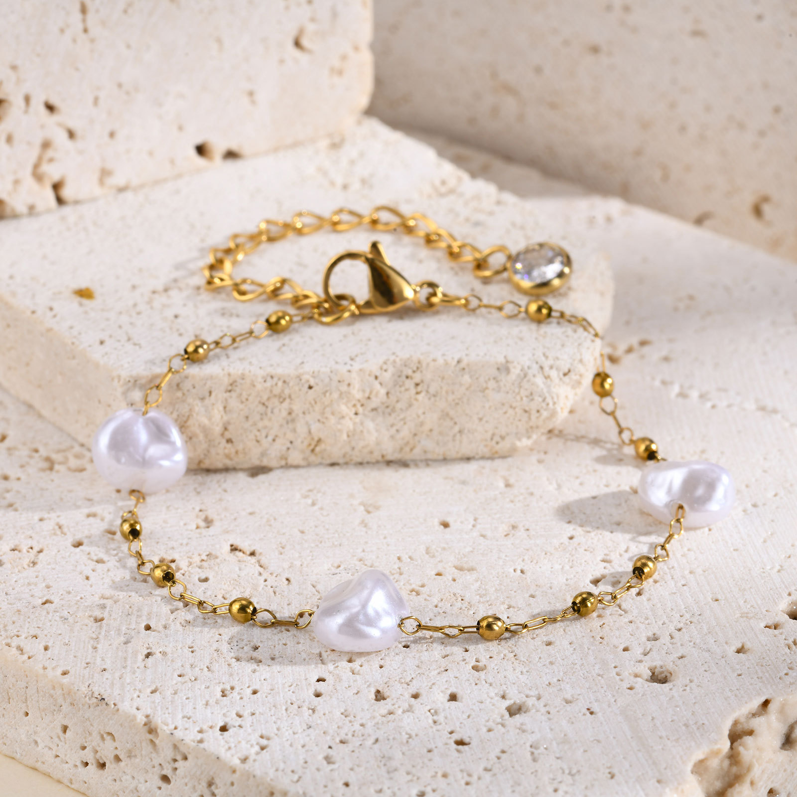 Pearl detail Steel Bracelet - Image 5
