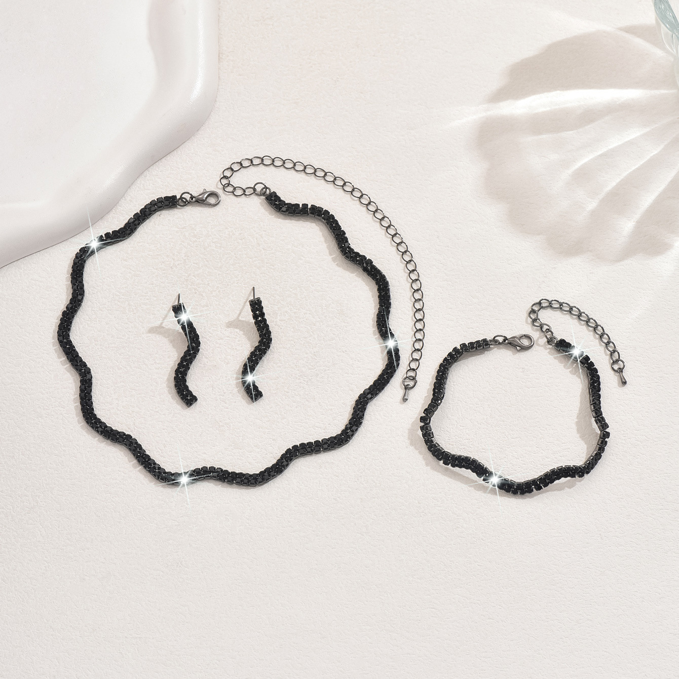 Marquise Zircon Necklace and Earrings Set - Image 4
