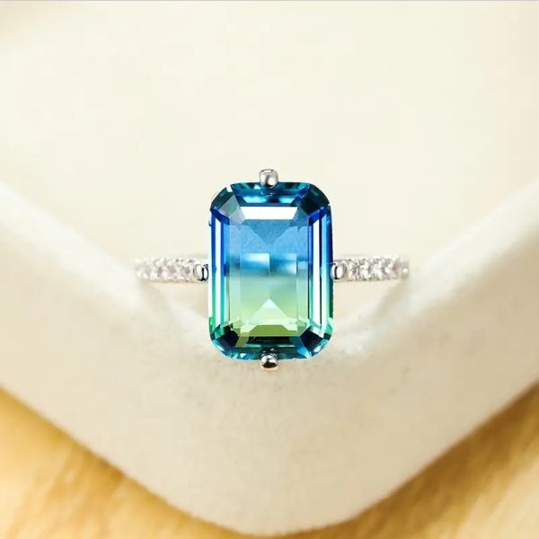 Womens Luxurious Blue Rectangular Ring