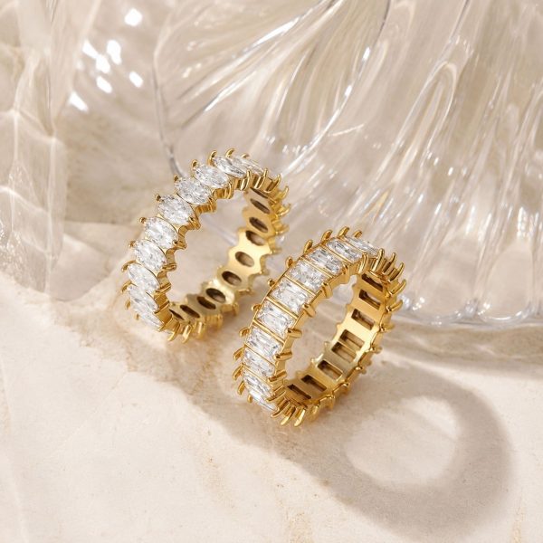 Women’s Zircon-Style Titanium Steel Ring