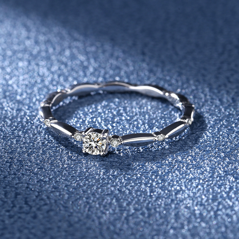 925 Silver Moissanite Wedding Ring for Women - Image 4