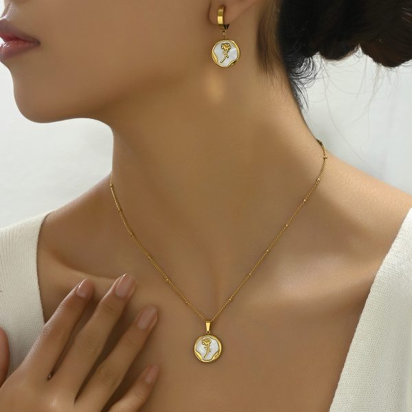 Mother-of-Pearl Necklace and Earrings Set