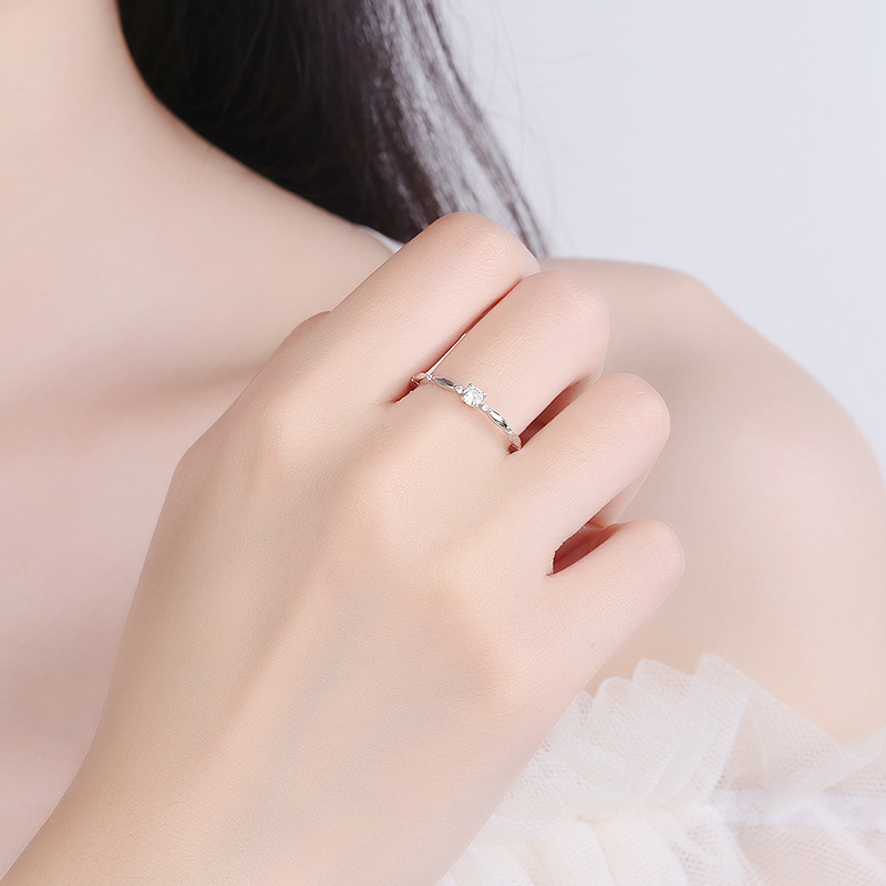 925 Silver Moissanite Wedding Ring for Women - Image 2