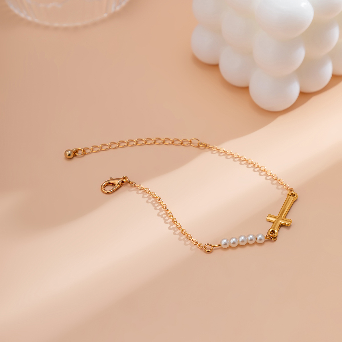 Baroque-Style Minimalist Pearl-Look Bracelet - Image 7